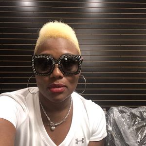 Meet your Posher, Charisse